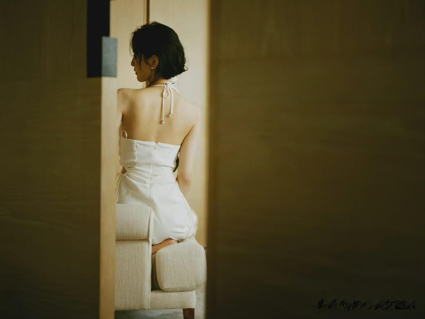 章若楠小姐姐，小清新穿搭，甜美可人