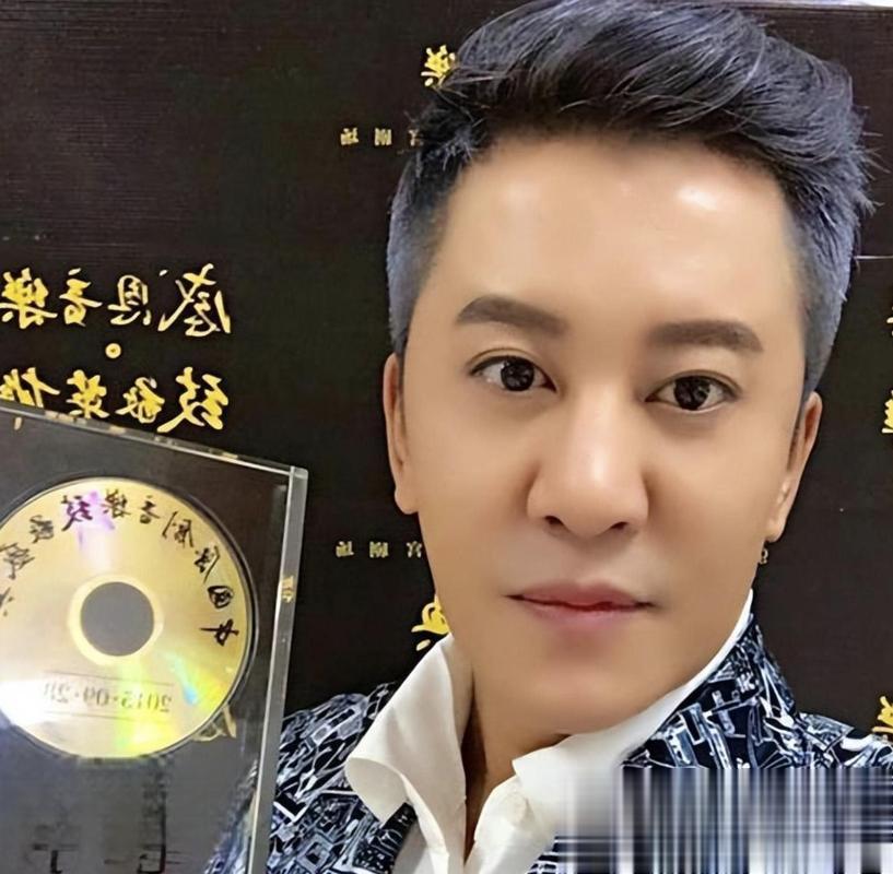 他8次上春晚,作死被捕入狱,老搭档也断了联系,今54岁无人问津