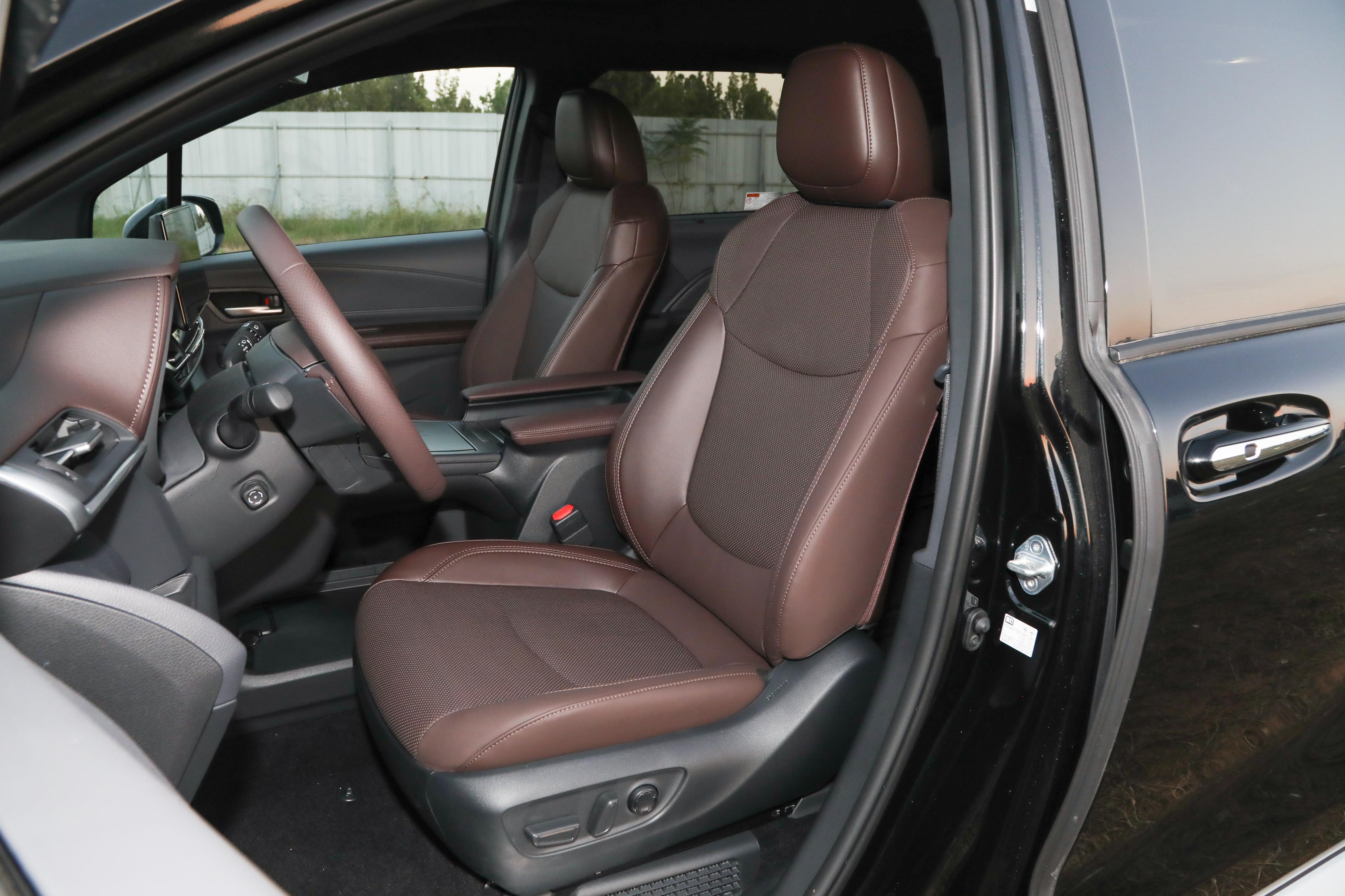 一次性说清楚 一汽丰田格瑞维亚 新车选购指南 选哪个版本合适?