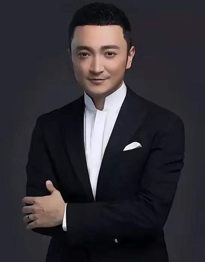 2026年春晚主持人官宣不到24小时,恶心一幕发生 尼格买提被骂惨了