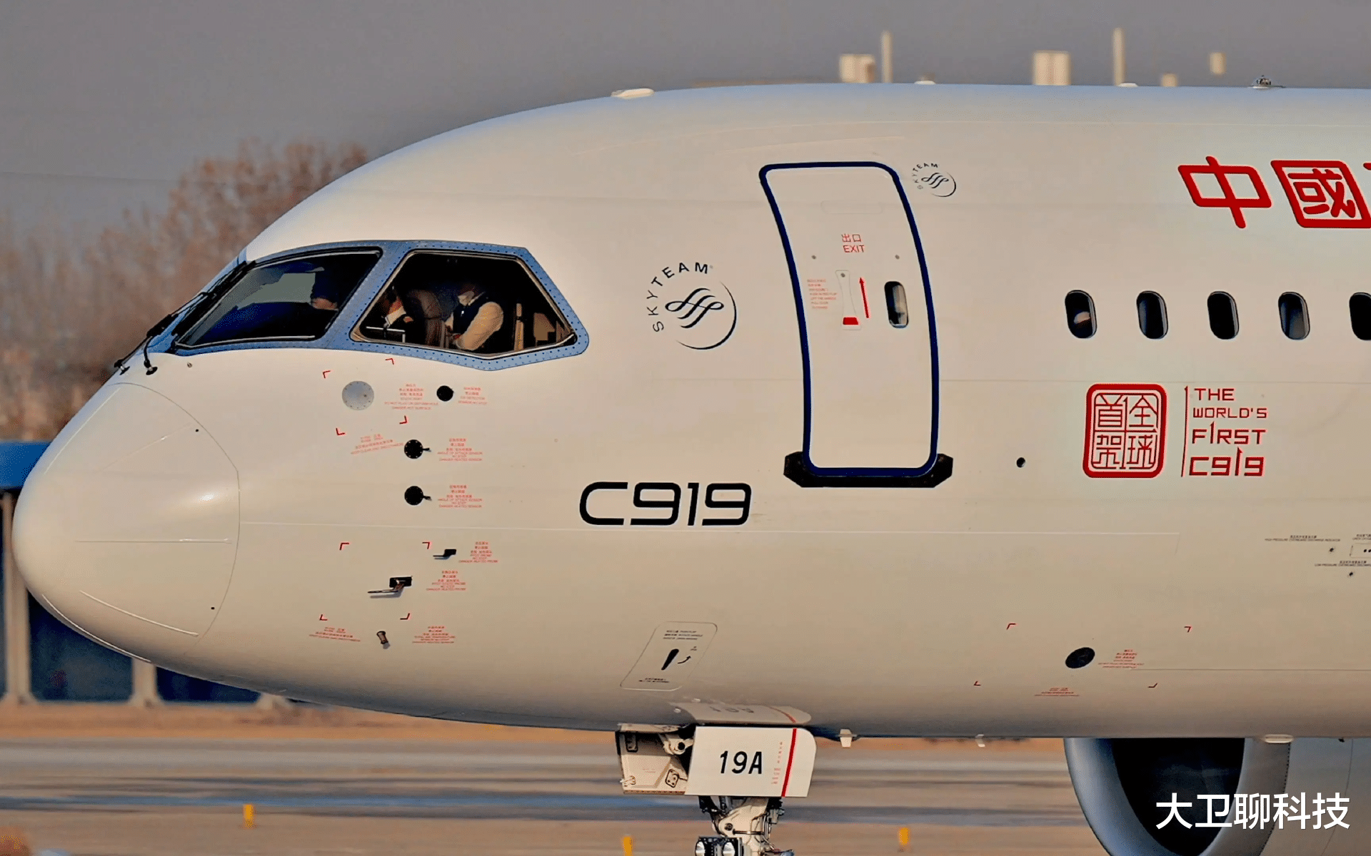 國產大飛機再被“卡脖”，快要扛不住了？外媒嘲諷：產量降了2/3