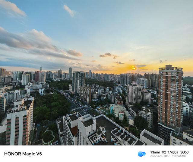 榮耀Magic V5評測：更輕薄，更智能也更強大的折疊機皇