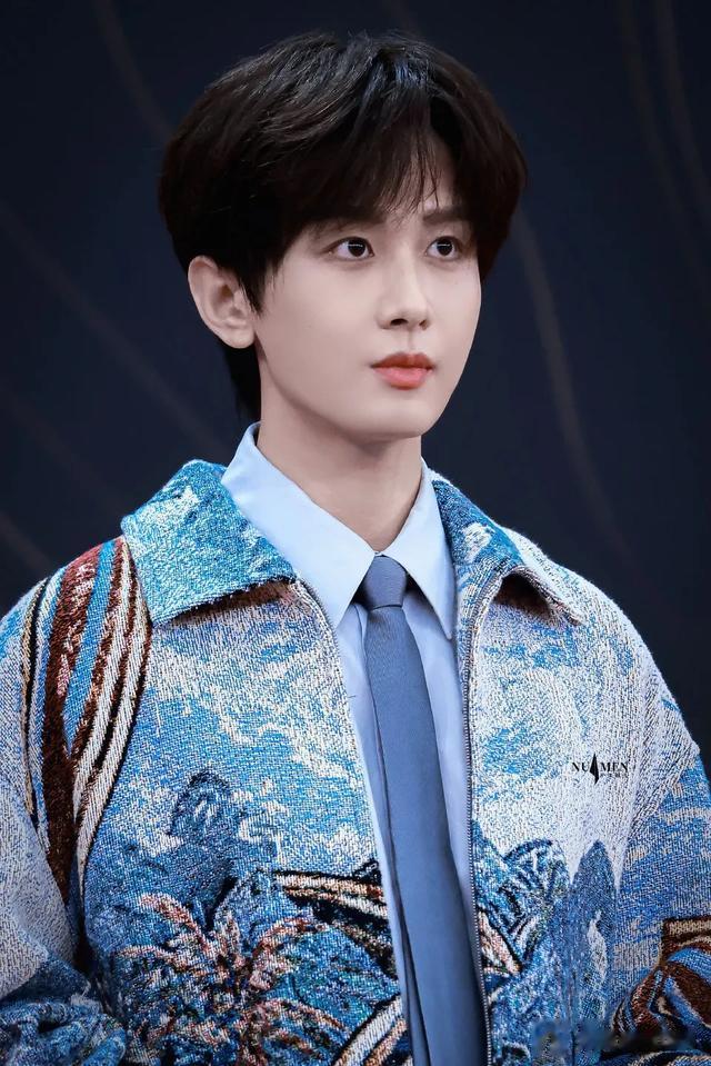 少年感十足的国民偶像洗牌，白敬亭9檀健次8吴磊7王一博6成毅第2