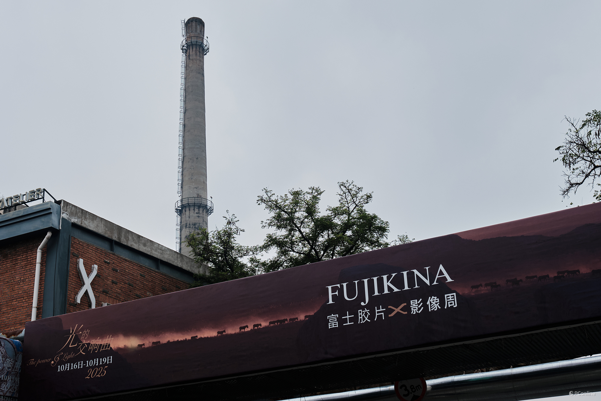 FUJIKINA 2025北京站首日，Tim教你用GFX ETERNA 55
