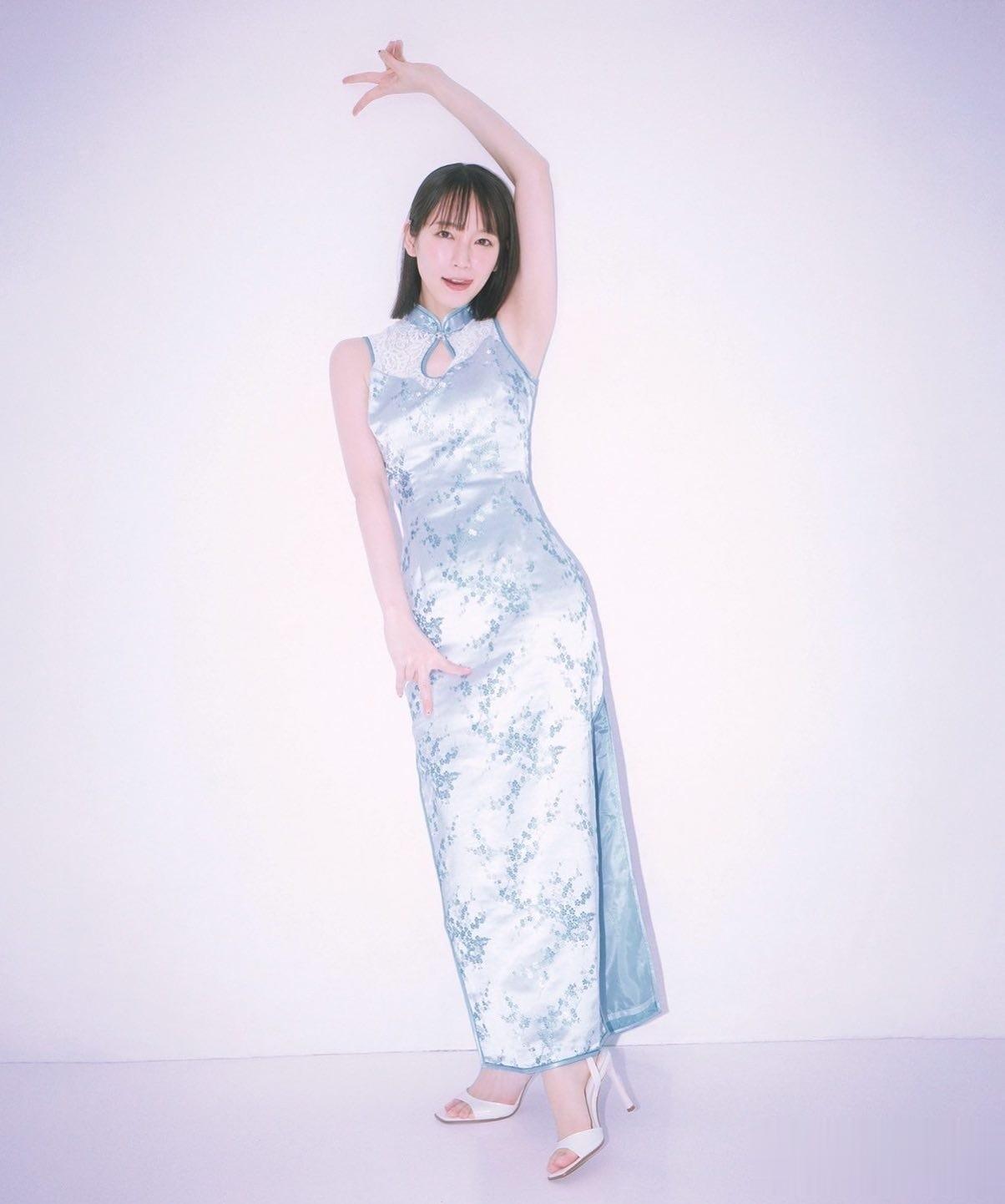 日本网民：吉冈里帆展示了充满魅力的旗袍装