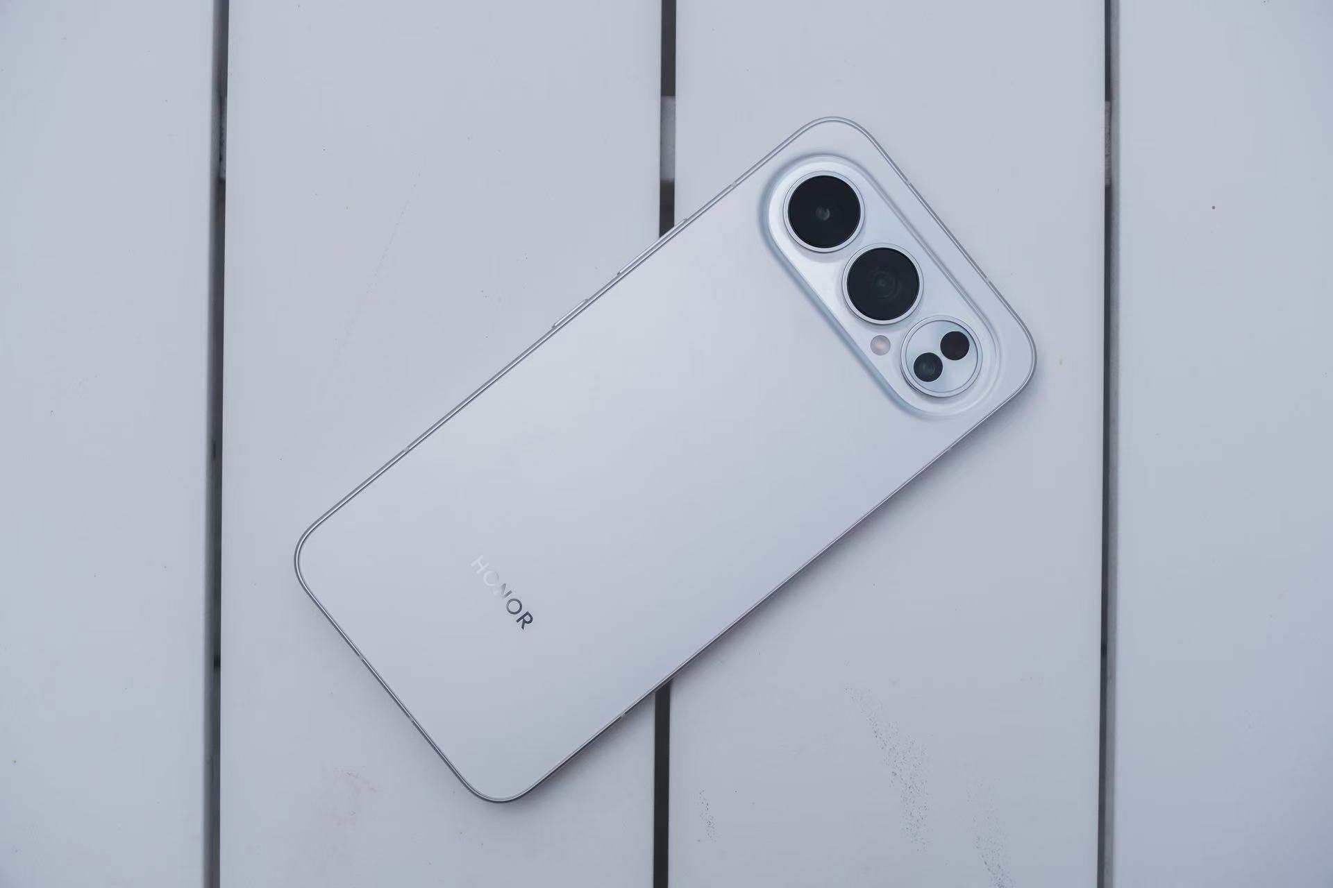 榮耀500 Pro上手體驗：果味十足中端機，續(xù)航強得遠超預期