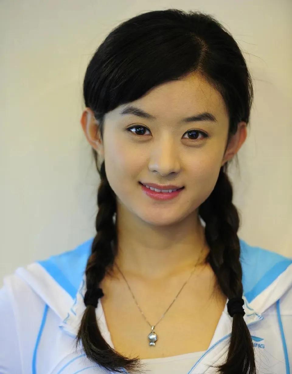 机关算尽太聪明？离婚4年后再看赵丽颖冯绍峰，答案早就不言而喻