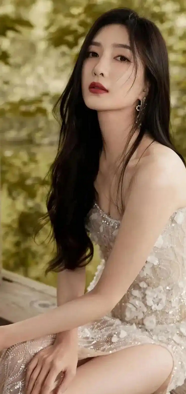 江疏影,真的好白好美,令人沉迷于她的魅力,当年胡歌定力真好