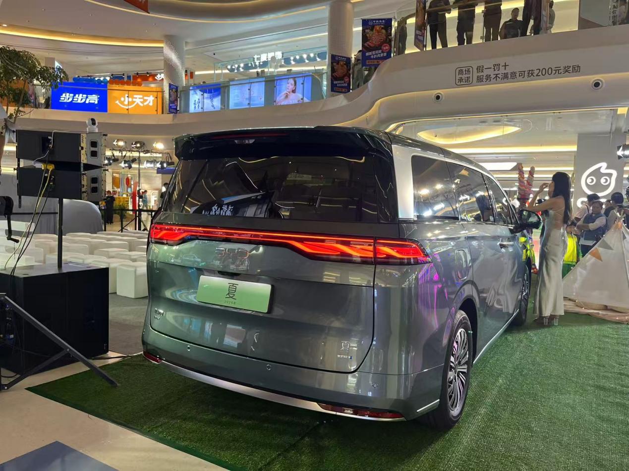 2026款比亚迪夏广州上市，纯电续航更长，价格更低！
