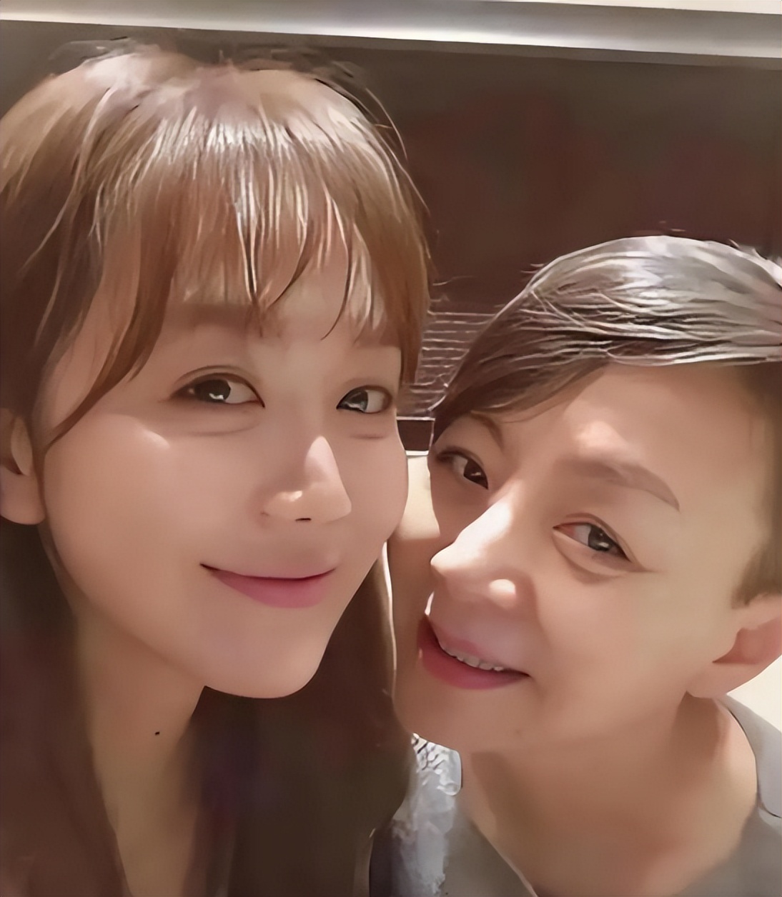 被曝与北京某银行长隐婚多年，宋丹丹干女儿现状，证实杨紫没说错