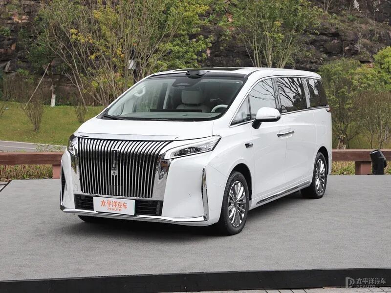 19.68万起，新款比亚迪夏上市！218km纯电/天神之眼B，爆款预定？