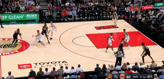 太阳火箭爆发冲突！打架锁喉抱摔堵更衣室！杜兰特绝望透了！