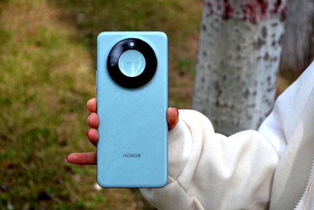 仅959的一代LCD屏神机最后之作：超轻薄机身+超大电池防水抗摔