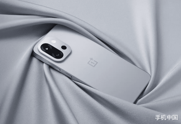 剛畢業的大學生買手機其實很簡單 現在看著幾款就夠了