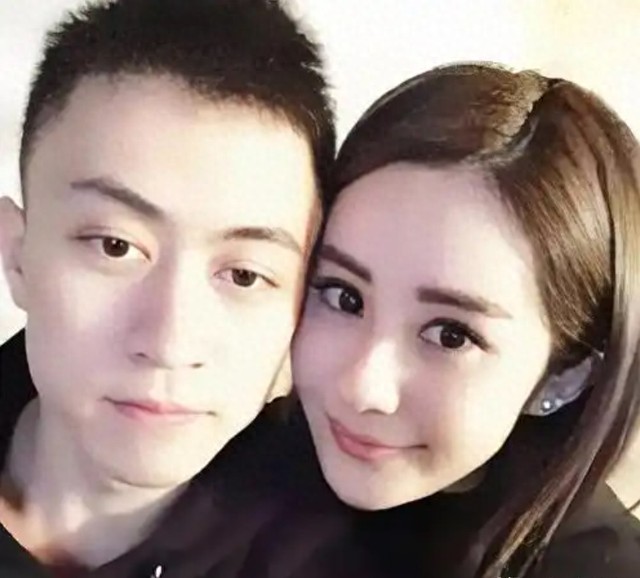 从洗头妹到9亿富婆,被称是沪上最强“捞女”,一手烂牌打出王炸