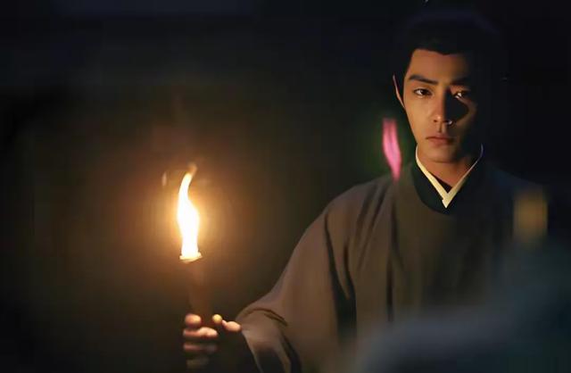 藏海传：直到蒯铎和冬夏女王的私情暴露，才懂原来第三人是他？