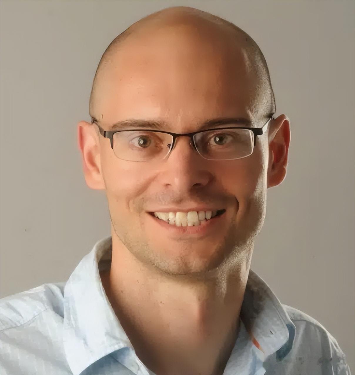 OpenAI最大失误：放走这位MIT学霸！美国AI三朝元老，现实韦小宝