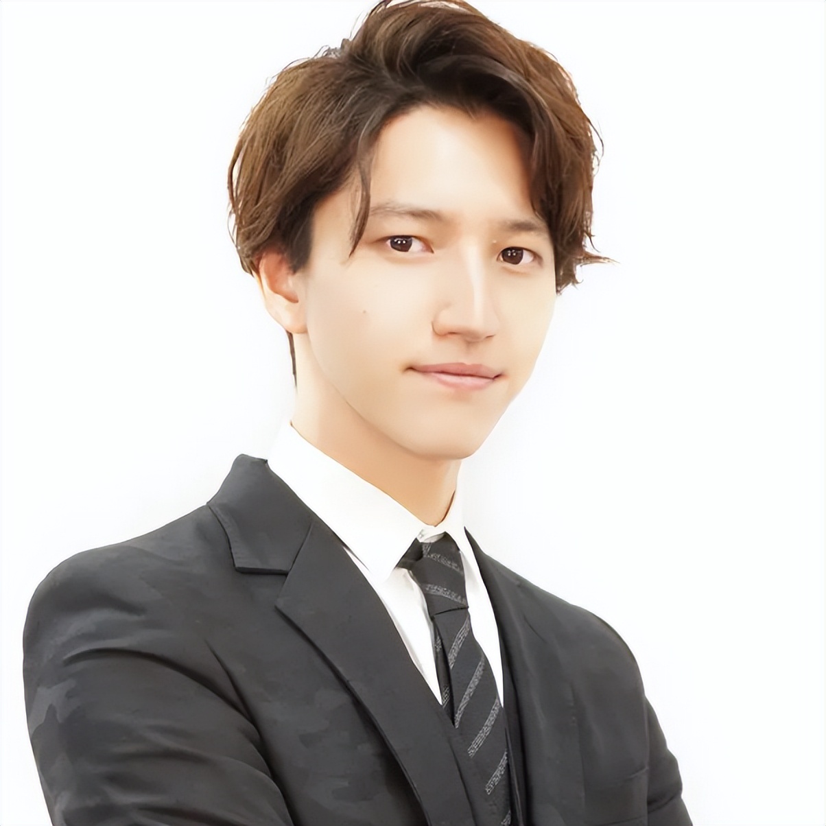 韩财阀千金遭全球通缉被捉！纠缠多名顶流男星致其塌房或惨死