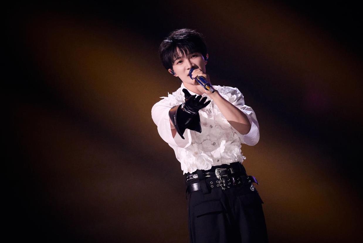 韩红眼里的周深：音乐鬼才、综艺活宝与乐坛未来的三重定义