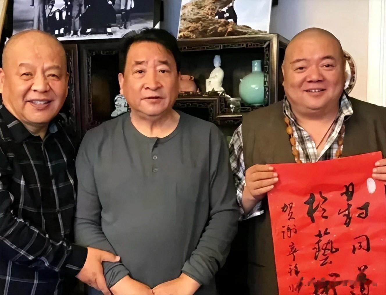 再反转!姜昆风波升级,拍摄者打脸助理,公开回应视频拍摄地点