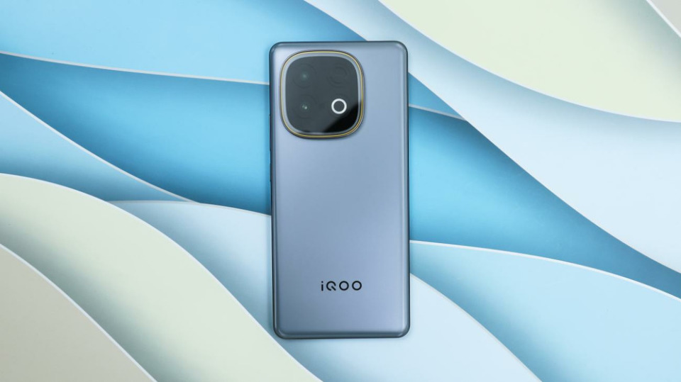 vivo續航王跌至新低，8000mAh+326萬跑分，國補后售價更親民了