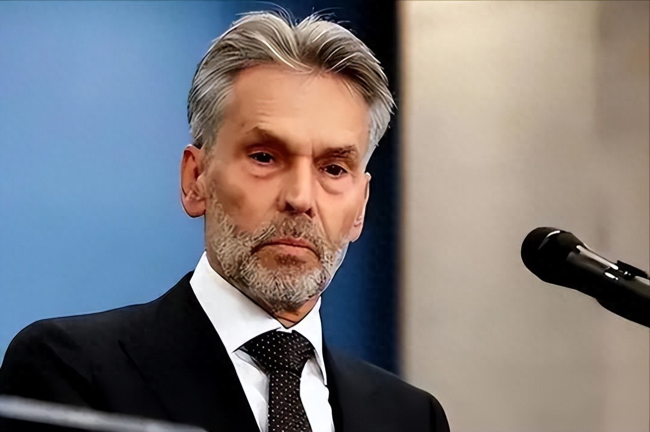 荷蘭打出“七傷拳”：技術封鎖反噬自身，CEO警告：趕快放開