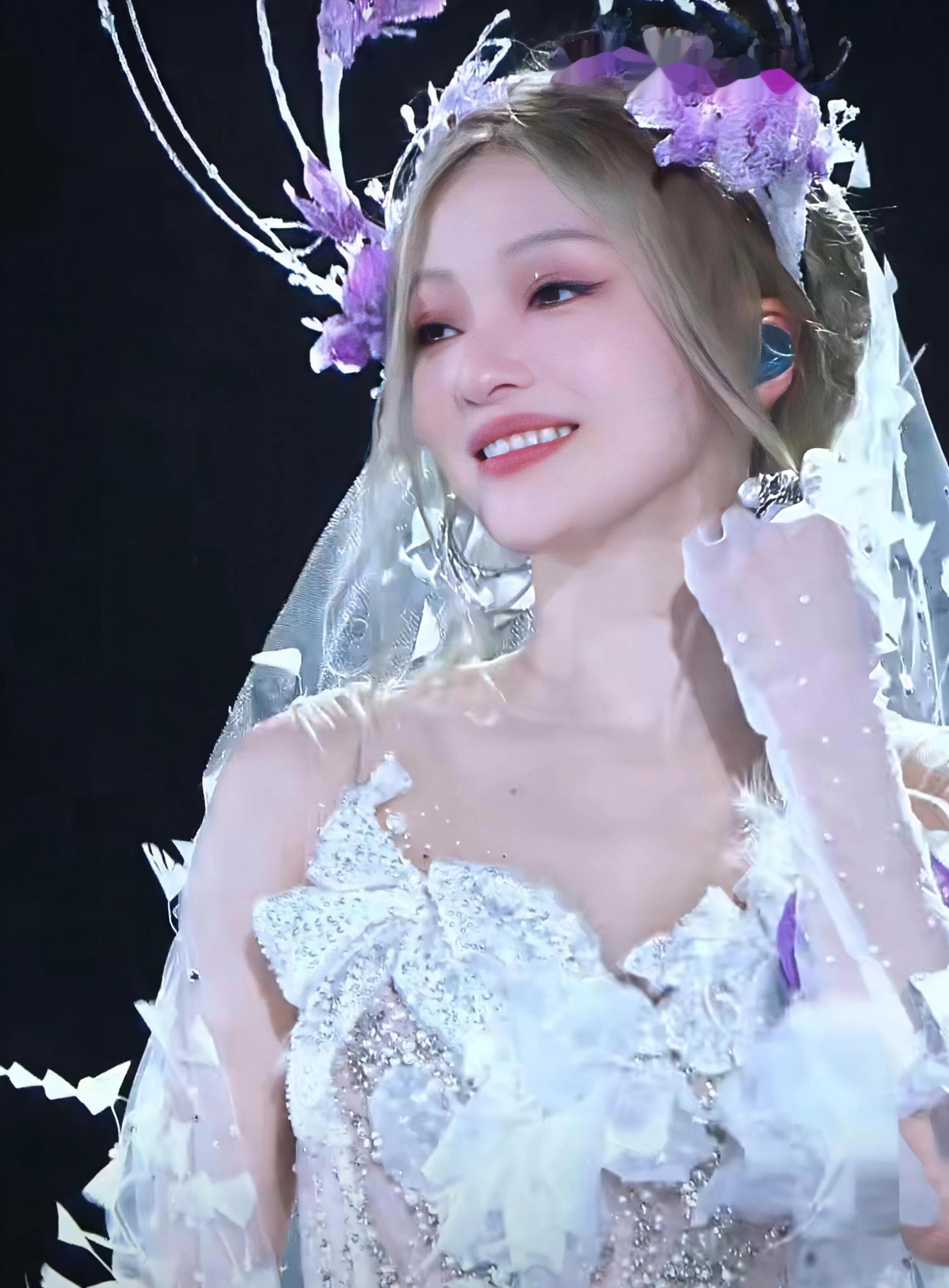 张韶涵也是裁员裁到大动脉了：被忽视的“稳定”，才是顶级竞争力