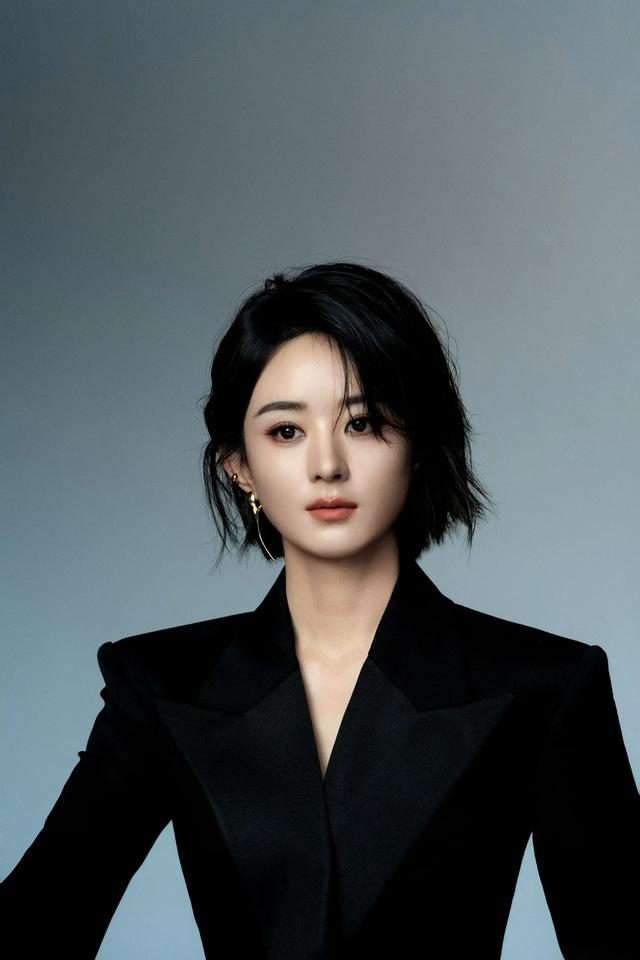 赵丽颖,最新发布,若即若离的女王气质