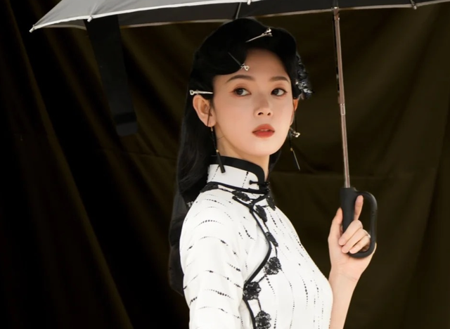 《九门》同框路透曝光！陈伟霆霸气曾舜晞破碎美，陈瑶穿旗袍绝了