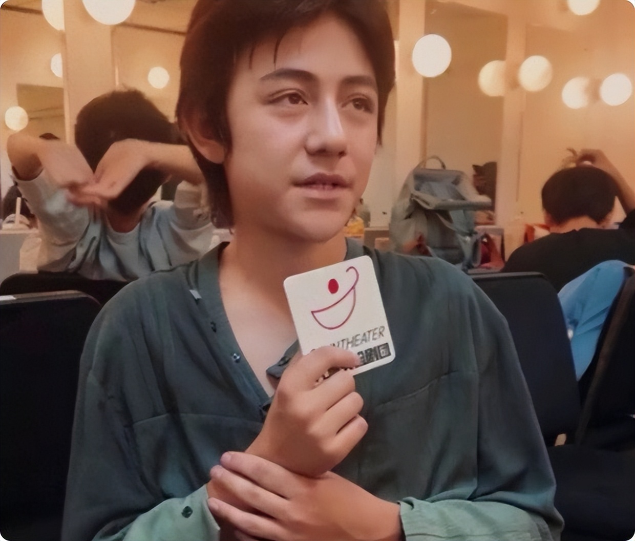 刘烨女儿才是最美星二代,混血萝莉变超模高级脸,演法语片太出众