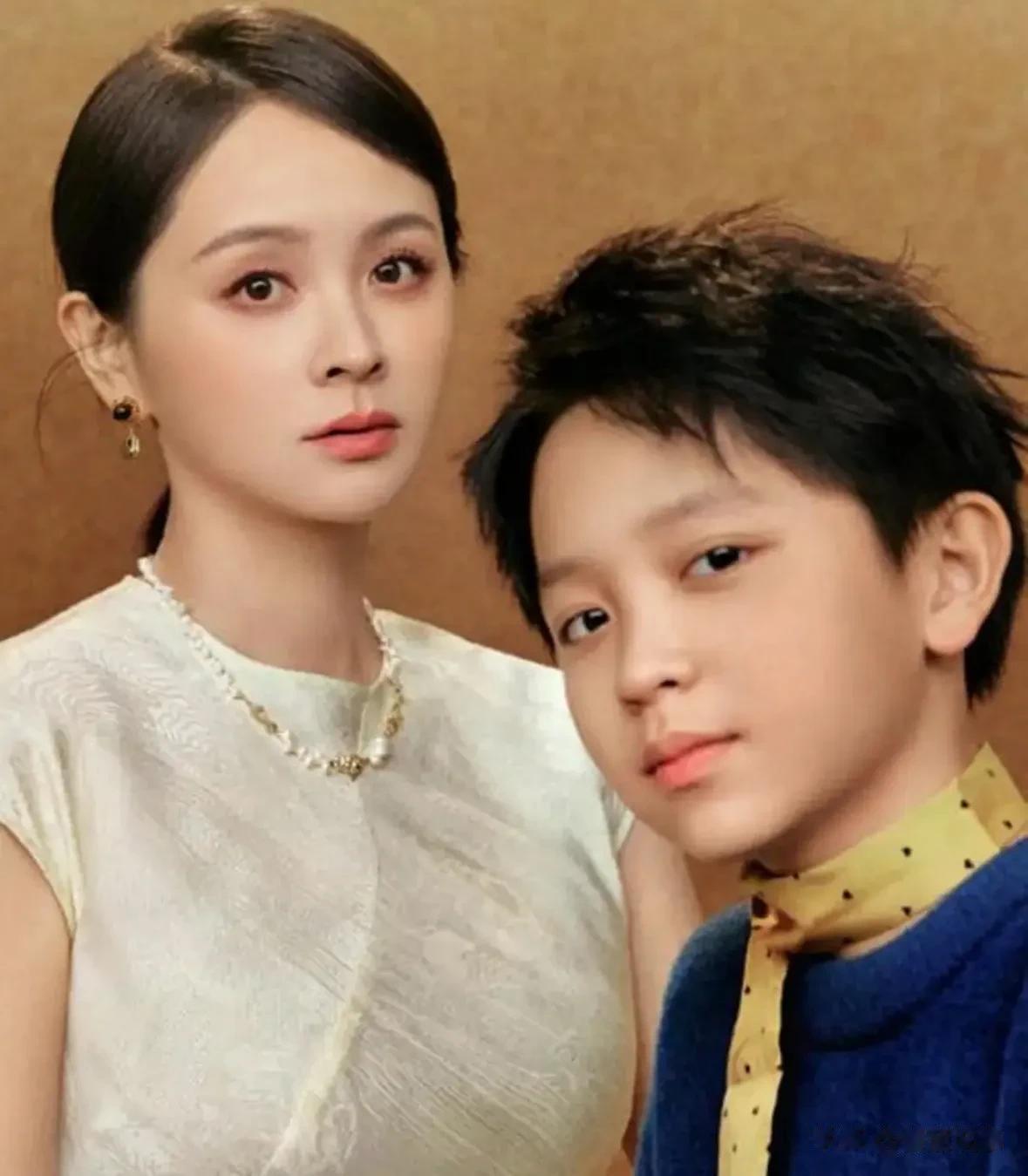 邓莎直播回应离婚财产,靠自己才有底气,首度松口聊小女儿