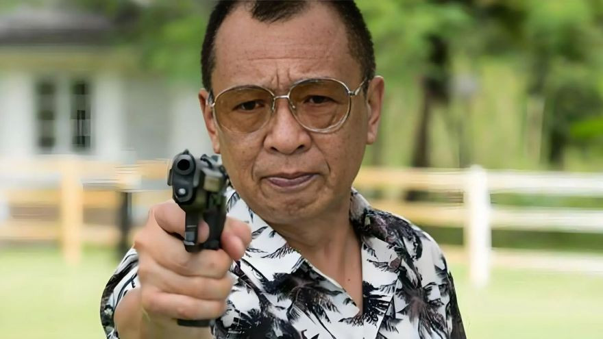 76岁许绍雄被曝病危入院，喊鲁迅姑爷爷，一辈子都在当“绿叶”