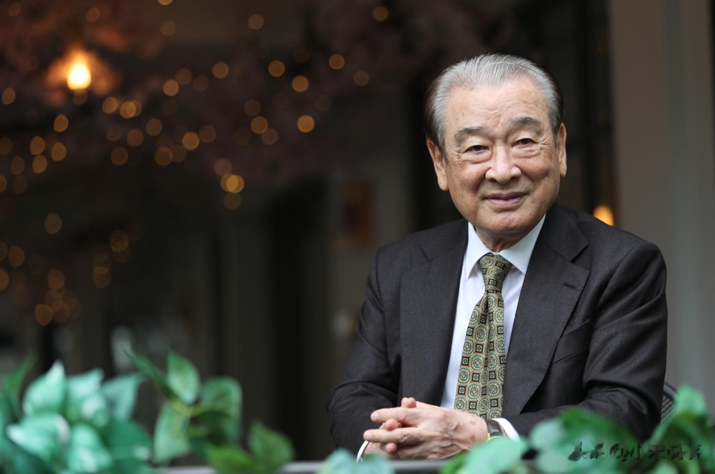李顺载离世后，总统李在明第一个送花圈到灵堂，韩国罕见举国哀悼