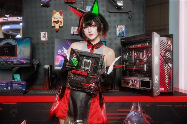 2799元！華碩RO姬首次駕臨AMD主板 還有首款AMD背插