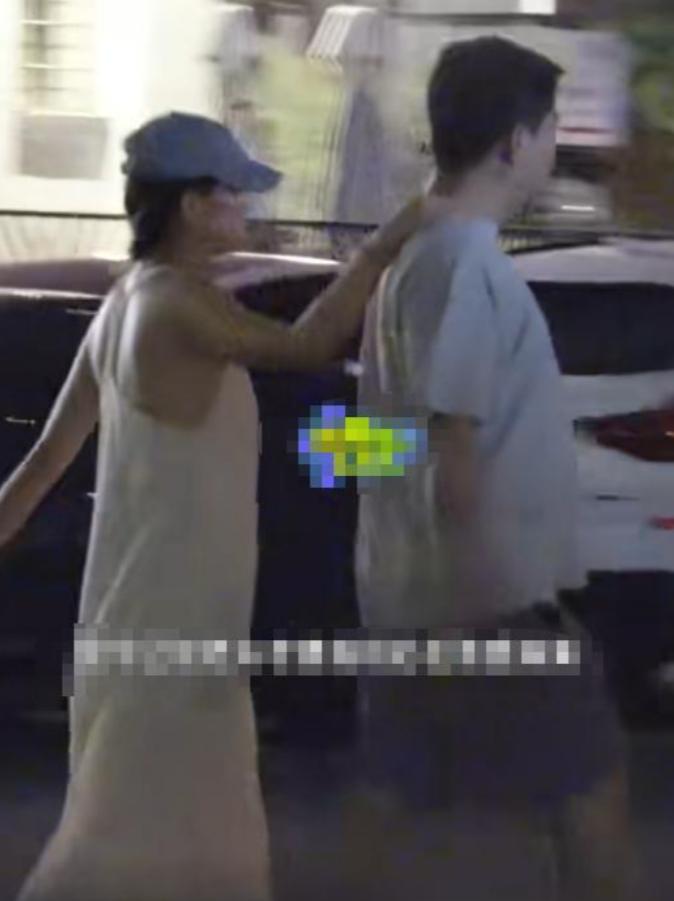 事实证明，46岁离开富豪找素人男友的殷桃，也开始走“下坡路”了