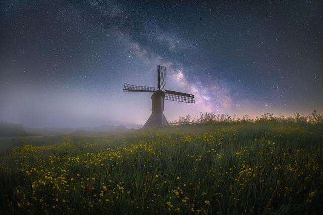 鱼眼天花板? 老蛙8-15mm f/2.8正式发布