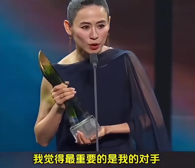 55岁宣萱官宣喜讯！网友太激动了，刷屏：祝贺