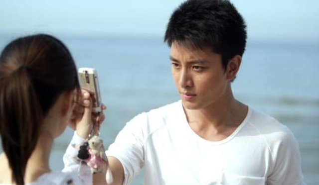 “做头发”事件7年后，李小璐被指复婚？贾乃亮三个举动说明一切