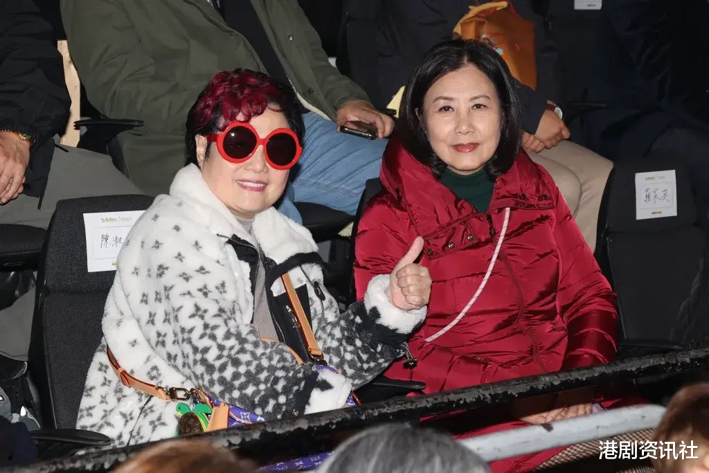 林盛斌红馆栋笃笑！人缘好到爆，半个娱乐圈都来捧场，却被嘲“不自量力”