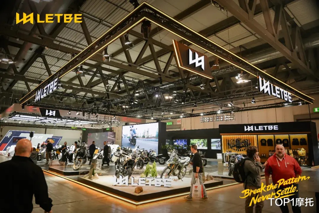 米兰车展丨猎变“机械宠物”全系亮相,年轻不将就燃爆EICMA