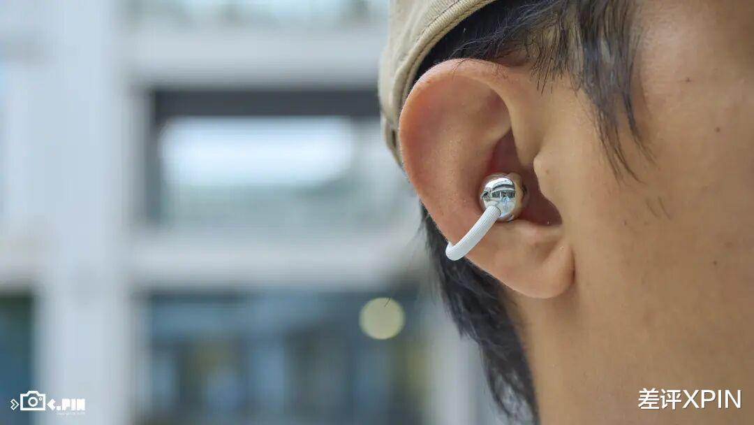 連降噪都沒有的耳機，華為憑啥敢賣到一千多塊？