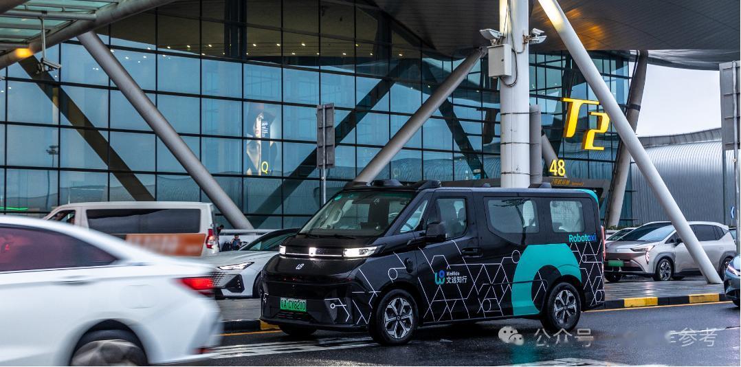 Robotaxi眼睛革命：三次激光雷達換代潮，無人車從0走向100000