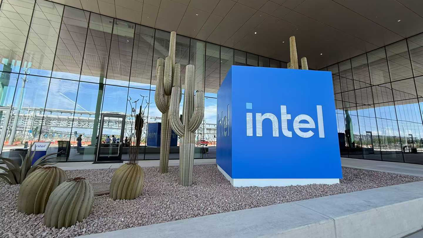 英特爾18A工藝首秀！Panther Lake深度揭秘：AI PC的全新答案