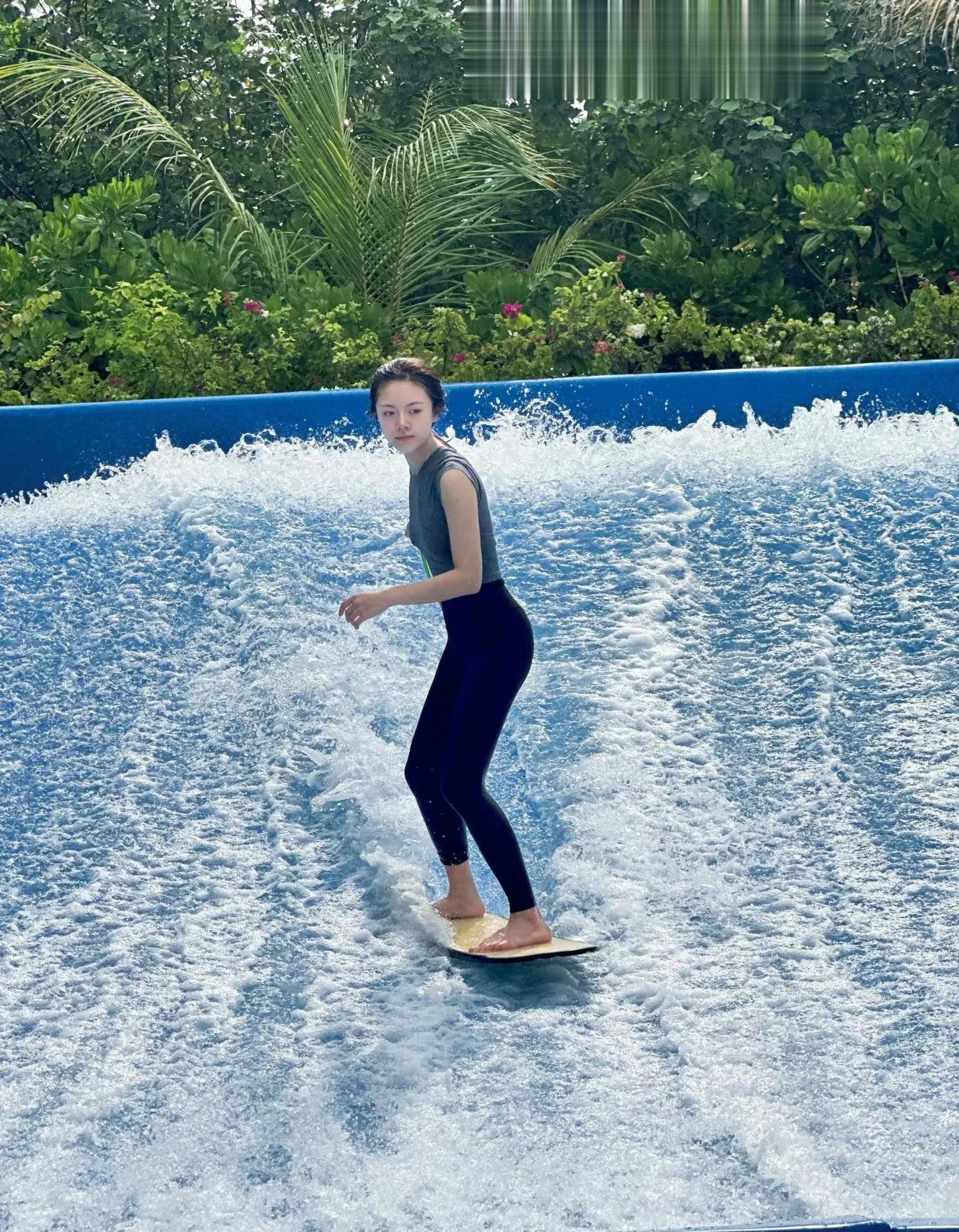 赵今麦度假写真