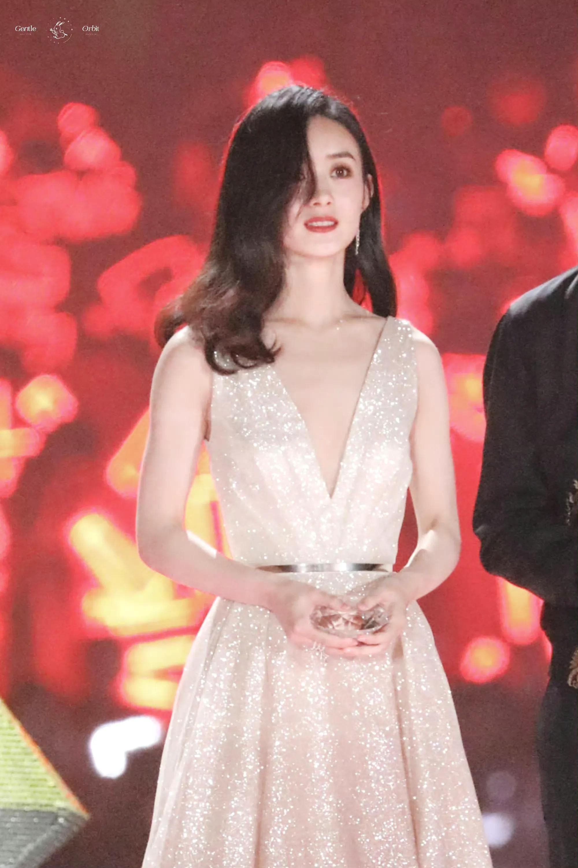 赵丽颖星光大赏美图