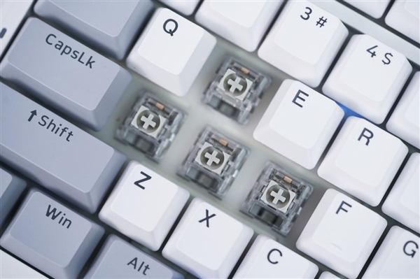 78鍵小巧簡約！雷柏V700DIY-75鍵盤圖賞