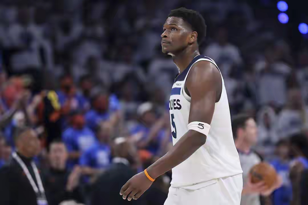 NBA最新战报：周琦前队友33分19板，雷霆造惨案，掘金大胜勇士