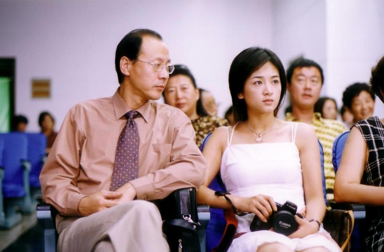 演员涓子的近况：48岁身体发福难以辨认，热爱烹饪且重视家庭