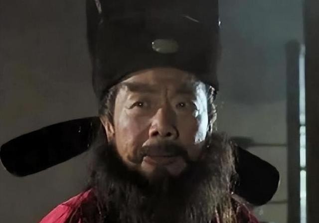 原来他已去世11年，早年恋情精彩52岁才结婚，遗孀比他小23岁