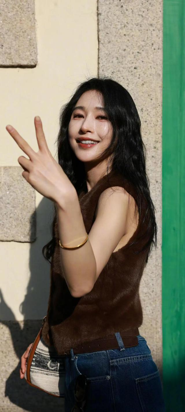 美女系列壁纸第4806期—张俪